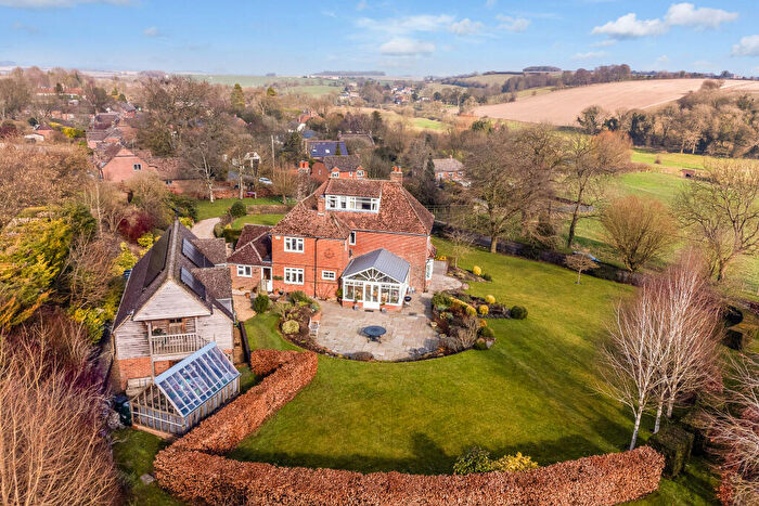 5 Bedroom Detached House For Sale In Marlborough Road, Collingbourne Kingston, SN8