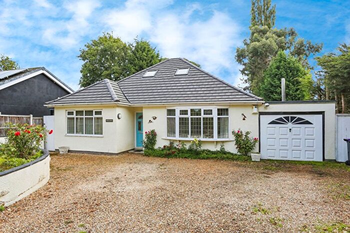 4 Bedroom Detached Bungalow For Sale In The Fosse, Kinoulton, Nottingham, NG12