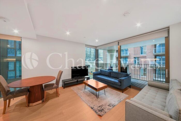 2 Bedroom Apartment To Rent In Salisbury House, Prince Of Wales Drive, Battersea, SW11