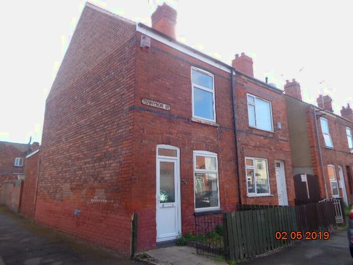 2 Bedroom Semi-Detached House To Rent In Tennyson Street, Gainsborough, DN21