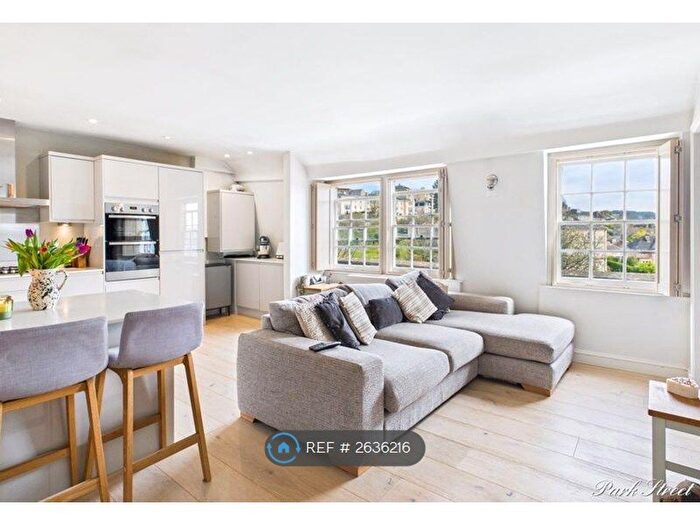 2 Bedroom Flat To Rent In Park Street, Bath, BA1