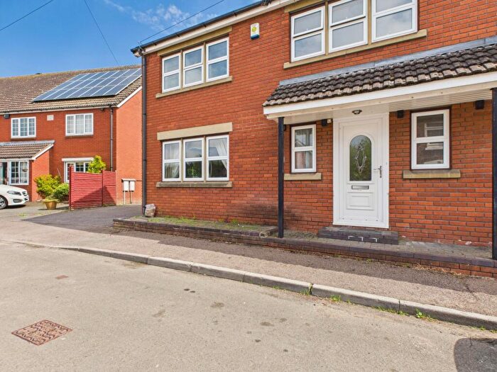 4 Bedroom Terraced House For Sale In Westend Parade, GL1