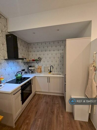 2 Bedroom Flat To Rent In Holly House, Liverpool, L8
