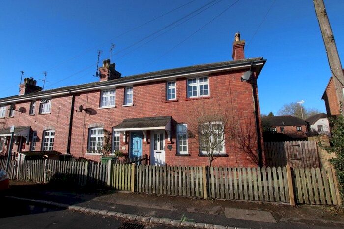 3 Bedroom Property To Rent In Meadow Lane, Pangbourne RG8