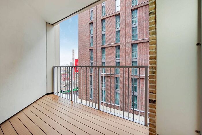 2 Bedroom Flat To Rent In Argo Apartments, Canning Town, London, E16