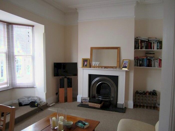 2 Bedroom Flat To Rent In Great Norwood Street, Cheltenham, GL50