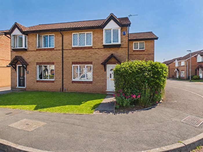 4 Bedroom Semi-Detached House For Sale In Lintern Crescent, Warmley, Bristol, BS30