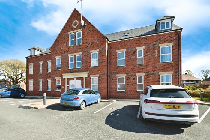 2 Bedroom Flat To Rent In Alma Apartments, LL13