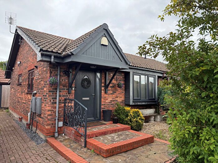 2 Bedroom Bungalow To Rent In Heol Pentre Bach, Swansea, SA4