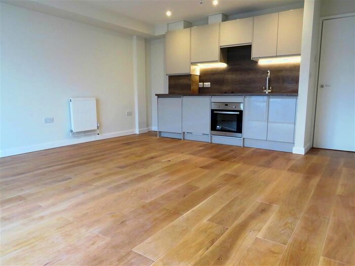 1 Bedroom Flat To Rent In Elwick Road, Ashford, TN23