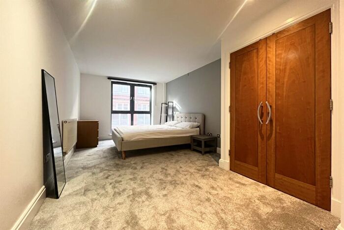 2 Bedroom Apartment To Rent In The Point, Plumptre Street, Lace Market, NG1