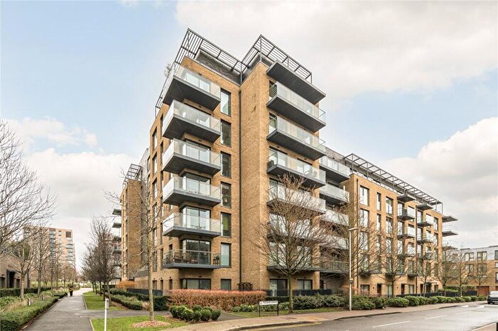3 Bedroom Apartment For Sale In Tizzard Grove, London, SE3