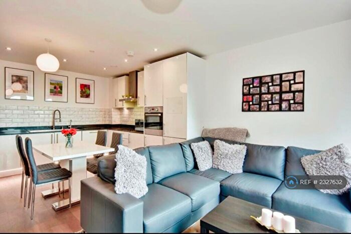 2 Bedroom Flat To Rent In Waterhouse Avenue, Maidstone, ME14