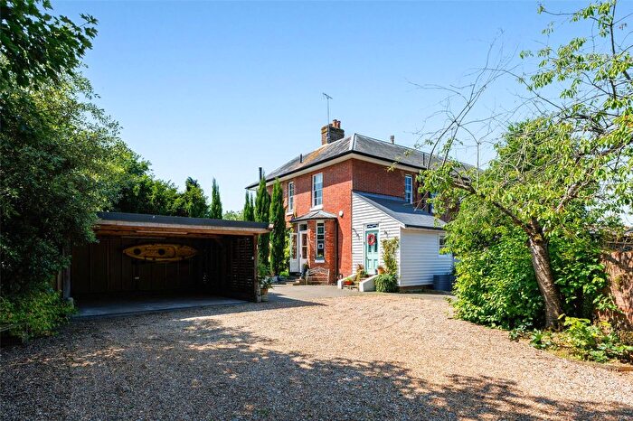 4 Bedroom Semi-Detached House For Sale In Horns Road, Hawkhurst, Cranbrook, Kent, TN18