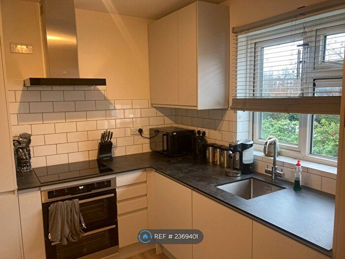 1 Bedroom Flat To Rent In Forest Road, London, E17