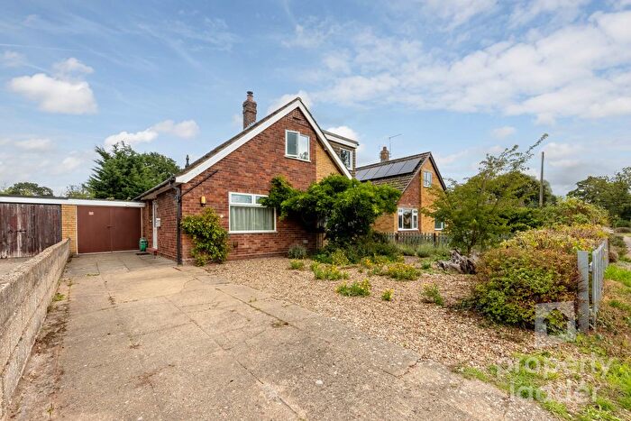 5 Bedroom Detached Bungalow For Sale In Post Office Road, Frettenham, Norwich, NR12