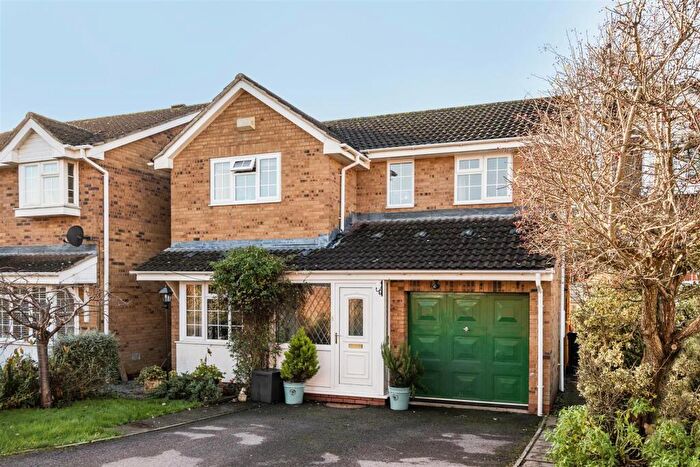 4 Bedroom Detached House For Sale In Horsecroft Gardens, Barrs Court, Bristol, BS30