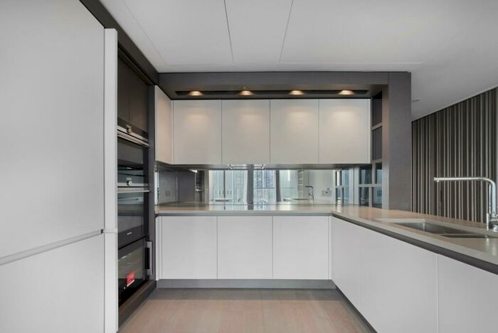2 Bedroom Apartment To Rent In One Park Drive, Canary Wharf, E14