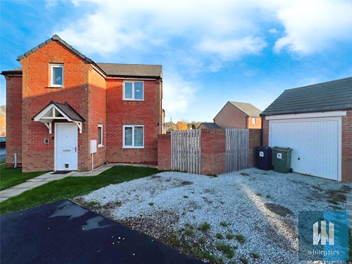 3 Bedroom Detached House For Sale In Fishermans Walk, Mirfield, West Yorkshire, WF14