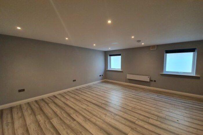 Studio To Rent In Cuthbert Bank Road, Sheffield, S6