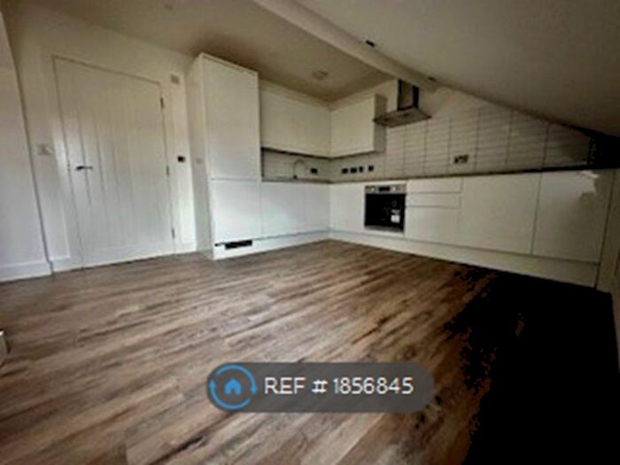 1 Bedroom Flat To Rent In Cotham Hill, Bristol, BS6