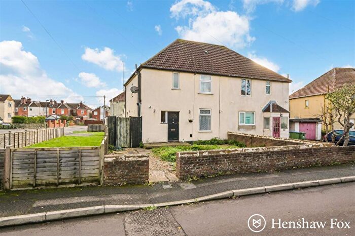 3 Bedroom Semi Detached House For Sale In Blighmont Avenue, Southampton, Hampshire, SO15