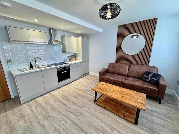 2 Bedroom Flat To Rent In Castle Gate, Nottingham, NG1