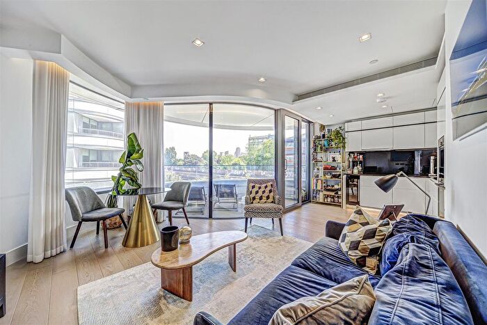 1 Bedroom Flat For Sale In Tower One, The Corniche, Albert Embankment, Vauxhall, London, SE1