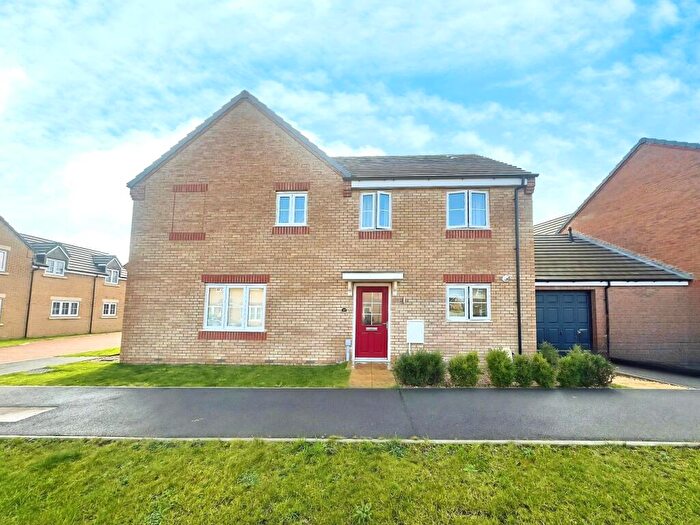 3 Bedroom Semi-Detached House For Sale In Deer Park Way, Thorney, PE6