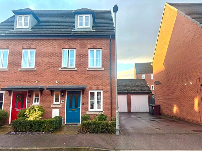 4 Bedroom Semi-Detached House For Sale In Iris Crescent, Lincoln, LN1