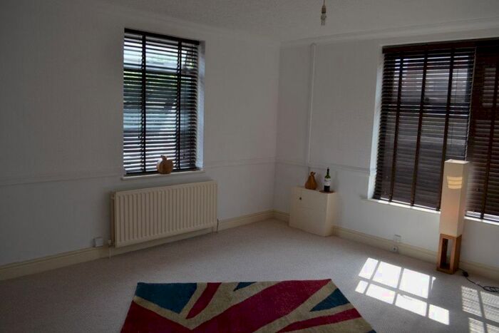 1 Bedroom Flat To Rent In Derby Road, Loughborough, LE11