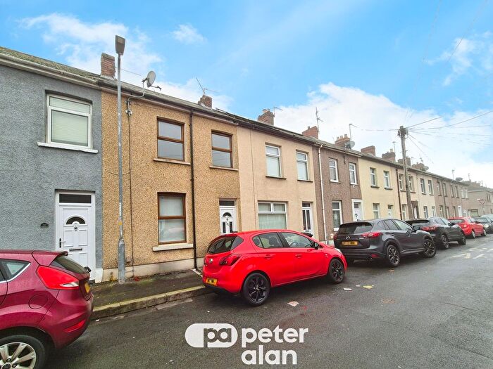 3 Bedroom Property To Rent In Dean Street, Newport, NP19