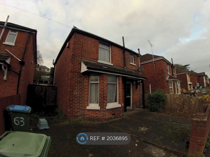 6 Bedroom Detached House To Rent In Osborne Road South, Southampton, SO17