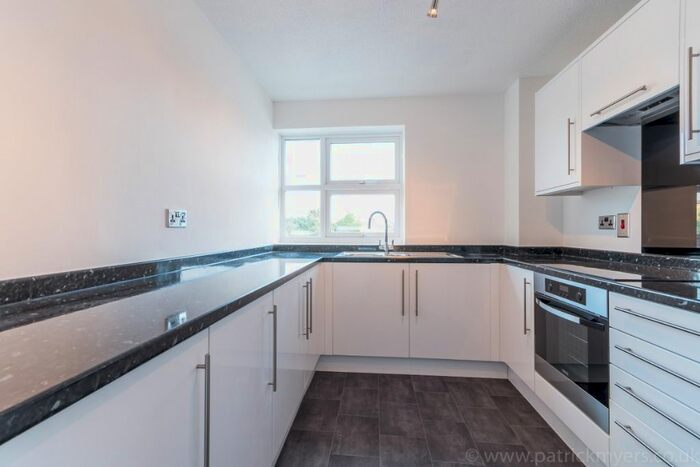 1 Bedroom Flat To Rent In Beech Court, Wood Vale, Forest Hill, London, SE23