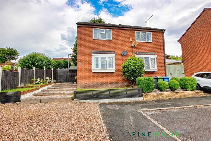 2 Bedroom Semi-Detached House For Sale In Craggon Drive, New Whittington, Chesterfield, Derbyshire, S43