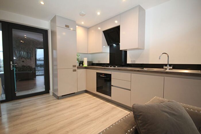 1 Bedroom Flat For Sale In High Street, Harrow, Middlesex, HA3