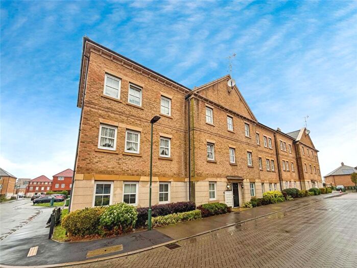 2 Bedroom Flat For Sale In Rainbow Road, Erith, DA8
