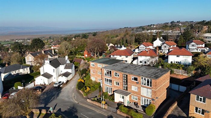 2 Bedroom Apartment For Sale In The Mount, Heswall, Wirral, CH60
