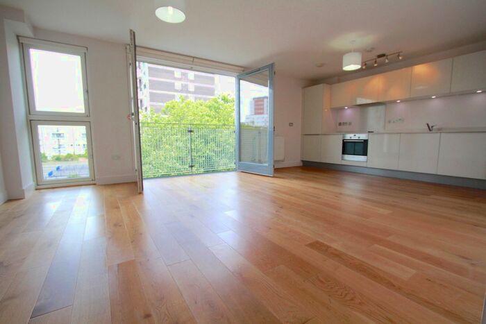 2 Bedroom Flat To Rent In Hutley Wharf, Branch Place, Islington, N1