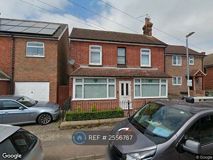 3 Bedroom Detached House To Rent In Mount Pleasant, Paddock Wood, Tonbridge, TN12