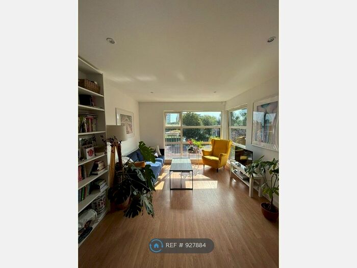 2 Bedroom Flat To Rent In Sherborne Street, London, N1