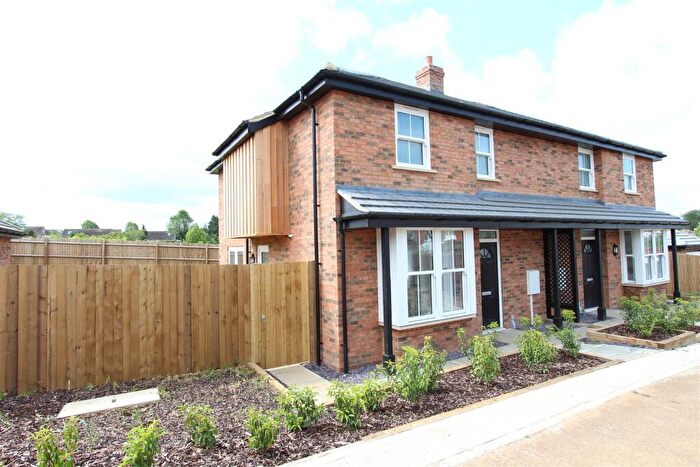 3 Bedroom House To Rent In Hillmorton, Rugby, CV21