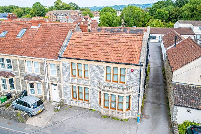 4 Bedroom Property For Sale In Wellsway, Keynsham, Bristol, BS31