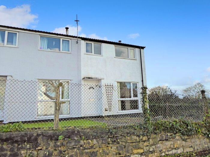 3 Bedroom End Of Terrace House For Sale In Tyn Y Cwrt Estate, Brynsiencyn, Llanfairpwllgwyngyll, LL61