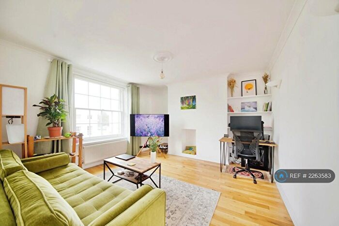1 Bedroom Flat To Rent In Tollington Park, London, N4