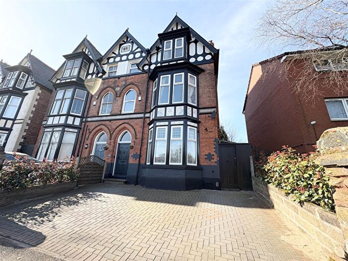 8 Bedroom Semi Detached House For Sale In Alcester Road, Moseley, B13