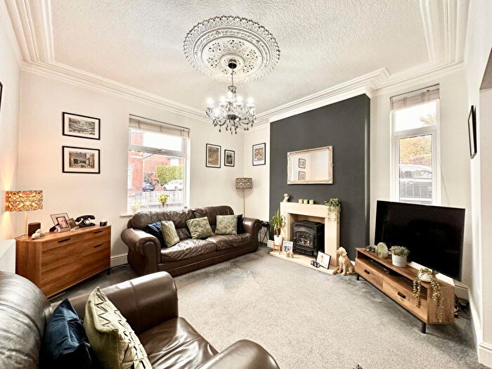 3 Bedroom End Of Terrace House For Sale In Chapel Street, Dukinfield, SK16