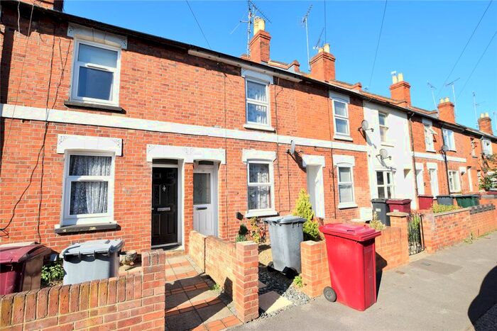 2 Bedroom Terraced House To Rent In Sherwood Street, Reading, Berkshire, RG30