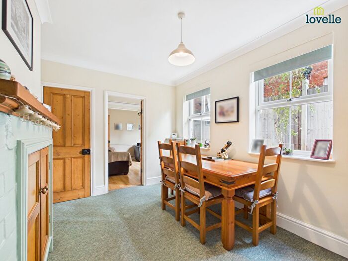 3 Bedroom End Terrace House For Sale In Cambridge Avenue, Lincoln, LN1