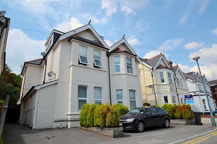 1 Bedroom Flat To Rent In Westbourne, BH4